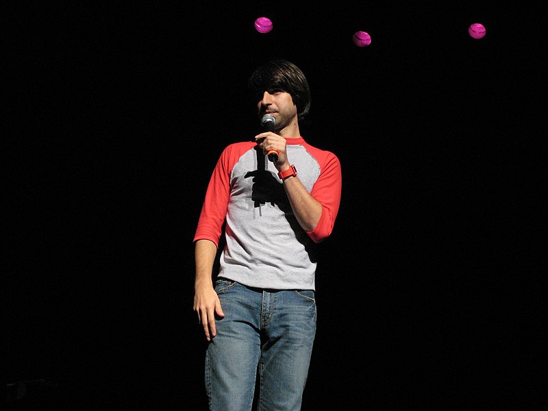 800px-Demetri_Martin_@_Beacon_Theatre.jpg