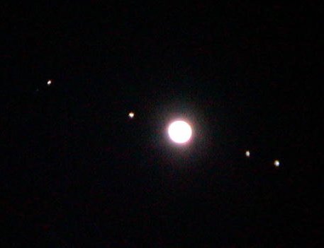 jupiter_4moons.jpg