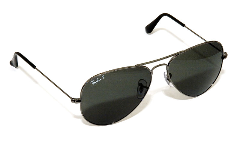 800px-RayBanAviator.jpg