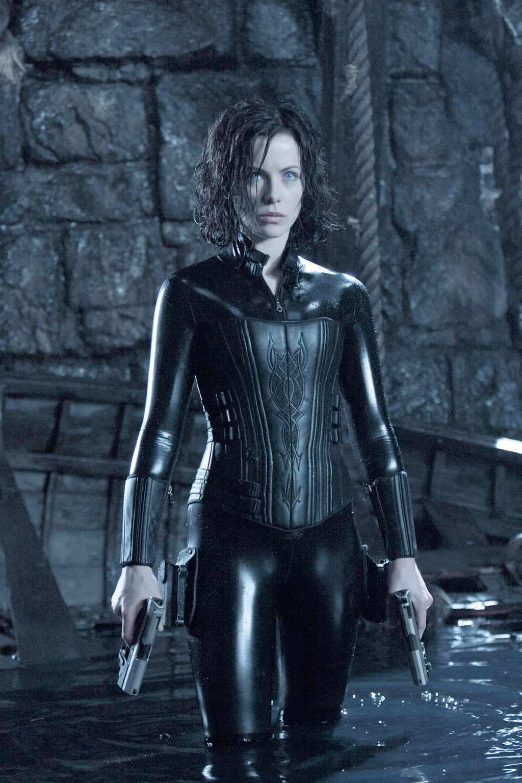 underworld-evolution-20050824113736656.jpg