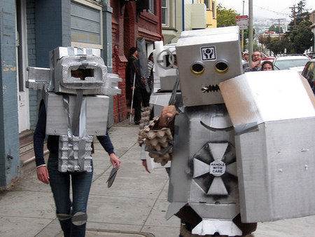 people-in-cheap-robot-costumes.jpg