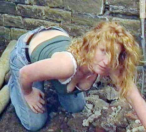 charliedimmock_468x423.jpg