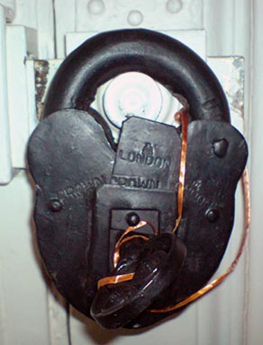 padlock.jpg